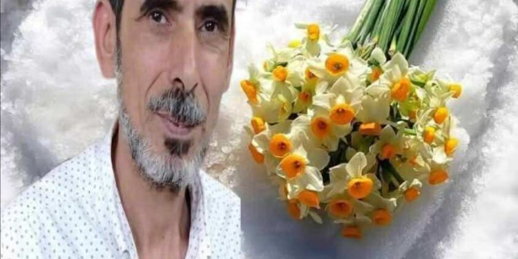 لِيشتعلَ القصيدُ بمائها …