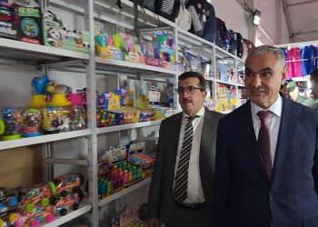 والي ولاية برج بوعريريج يشرف على إفتتاح الرسمي للتضاهرة التجارية …