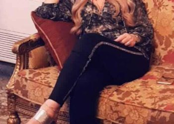 أحبّك حين يصلّي المكانُ