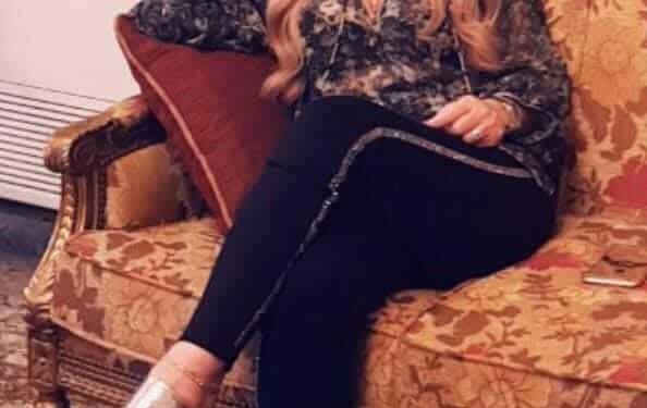 أحبّك حين يصلّي المكانُ