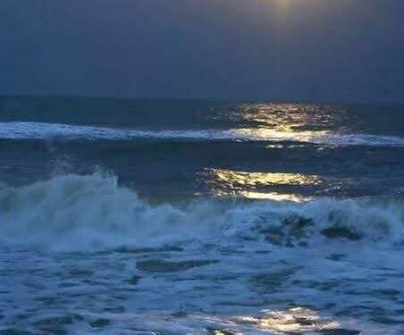 عَصَفَتْ رِيَاحُكِ بِأَمْوَاجِي …