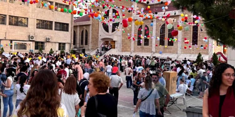 كرنفال النور