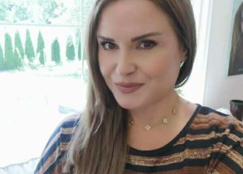 لَمْ أنْسِجْ من قلبي …