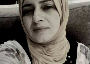 وقل لي باختصار