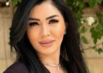 اللقاء البِكْر …