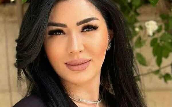 اللقاء البِكْر …