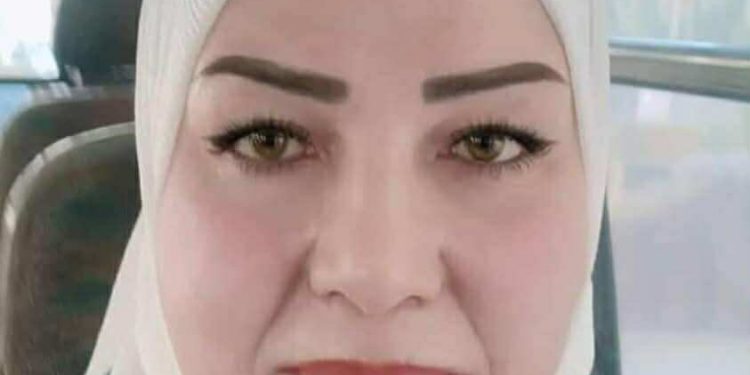 سماءٌ بمفاتيحَ و أقفالٍ