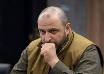 أوكرانيا تستجوب مسؤولاً تفاوضياً كبيراً في «تحقيقات فساد»