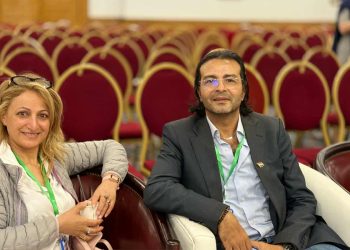 الحمّامات تُشعل قنديل الإبداع:22 دولة عربية 22 تحتفي بالشاعر « يحيى السماوي » …