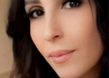 أَحْرَقَ وَرْدي