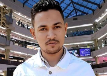 اُحِبُّكِ هَيَّا اَقْنَعِي …