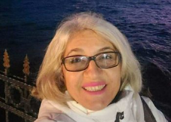 حدِّثني عنك