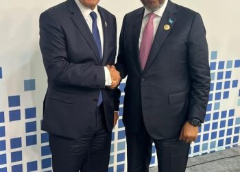 وزير الخارجية المصري يلتقي رئيس جمهورية الصومال الفيدرالية