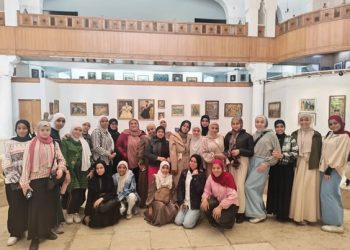 طالبات المعاهد الأزهرية في زيارة لمتحف الفن الحديث