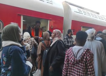 سكك حديد مصر تُسير الرحلة (41) لنقل الأشقاء السودانيين