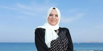 السنين بتعدي بينا  …