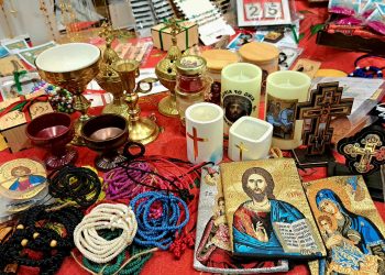 المنتجات اليدوية وإبداعات النساء ضمن معرض نجمة بيت لحم