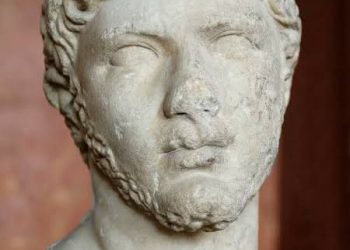 تاكفاريناس بين الأسطورة القومية والحقيقة التاريخيه