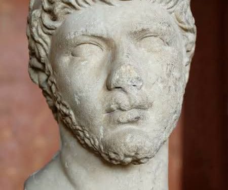 تاكفاريناس بين الأسطورة القومية والحقيقة التاريخيه