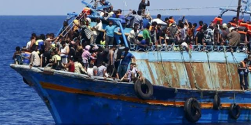 14 ضحية من المصريين بحادث غرق مركب باليونان