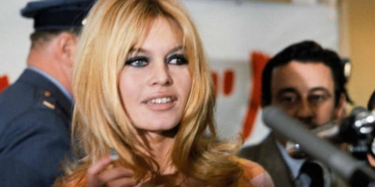 رحيل”أسطورة القرن”: السينما الفرنسية تودع أيقونتها بريجيت باردو