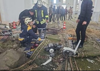 تفجير إرهابي استهدف مسجد الإمام علي في حمص …