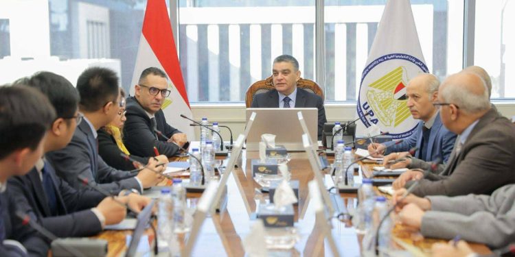 هيئة الشراء الموحد تستقبل وفد صندوق التنمية الصيني الأفريقي 