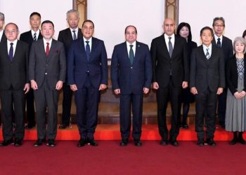 الرئيس السيسي يستقبل مجموعة من خبراء التعليم اليابانيين المتواجدين بمصر
