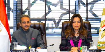 وزيرة التنمية المحلية والبيئة تلتقي نظيرها الهندي لبحث تعزيز التعاون البيئي بين البلدين