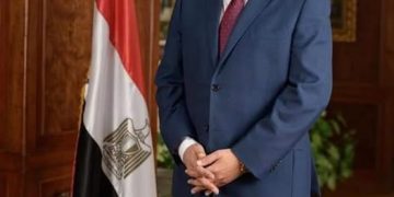 اجتماع وزير الموارد المائية والري ووزيرة البيئة الرواندية