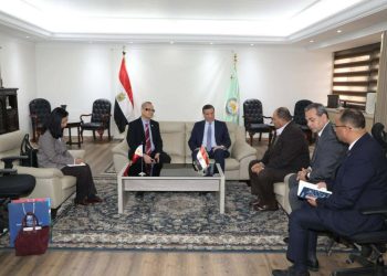 وزير الزراعة يبحث مع وفد فلبيني  نفاذ المنتجات المصرية للأسواق الآسيوية