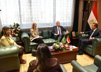 وزير الصحة يستقبل سفير دولة السويد لبحث تعزيز التعاون في القطاع الصحي