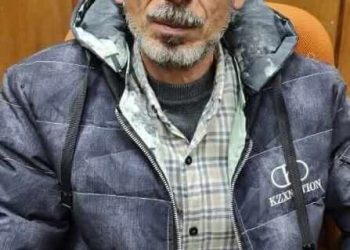 هلالٌ قديمٌ لبدرٍ قويم