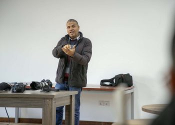 جلسة تدريبية بمفوضية الكشافة والمرشدات بنغازي