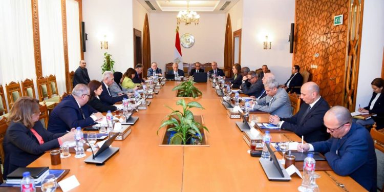 وزير الخارجية يفتتح الإجتماع الأول للشراكة من أجل التنمية