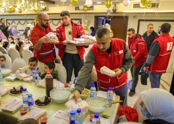 دار الرحمة لرعاية الأيتام تنظم إفطاراً جماعياً خلال شهر رمضان المبارك …