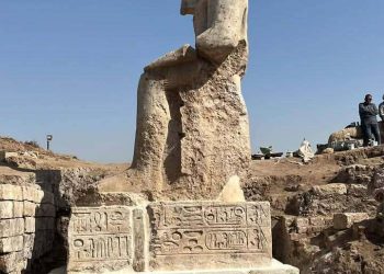 الانتهاء من أعمال ترميم تمثال الملك رمسيس الثاني بالأشمونين في المنيا …