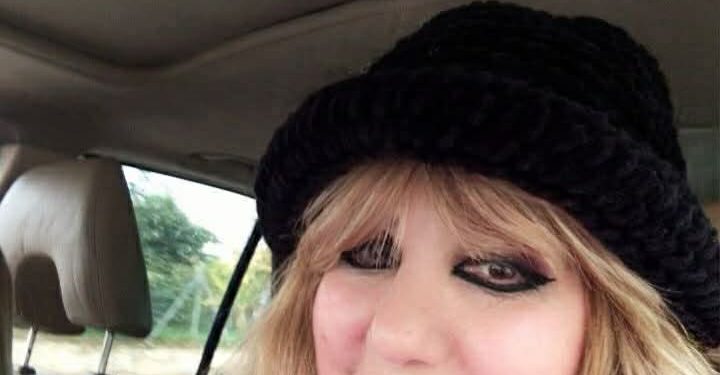 لم تعُدِ الأرضُ تسعُني