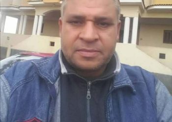 وَحــدي هُنا