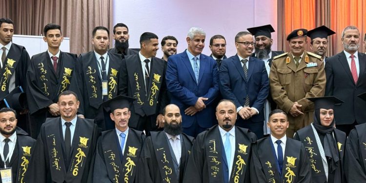 اختتام الدورة التدريبيةالأكاديمية العسكرية للعلوم الأمنية