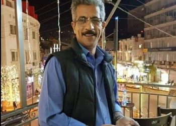 طرقتُ ألفَ بابٍ وباب