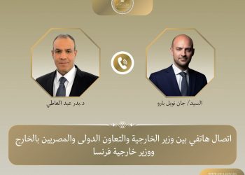 وزير الخارجية يبحث مع نظيره الفرنسي التطورات الإقليمية وسبل خفض التصعيد   