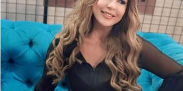 ورد،حُبٌّ ،حرب 