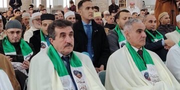 الاحتفال الولائي بليلة القدر وتكريم حفظة القرآن بمسجد إبراهيم الخليل