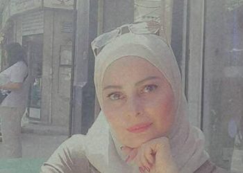 بين رئتيَّ وقلبي