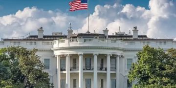 في الحرب على إيران : البيت الأبيض يطلب 1.5 تريليون دولار للإنفاق العسكري