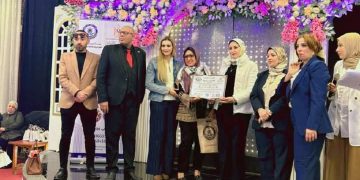 إيمي جبر تكتب حين يبتسم اليتيم تزهر الإنسانية 