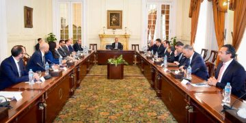 وزير الخارجية يستقبل وفدا من غرفة التجارة الأمريكية بالقاهرة